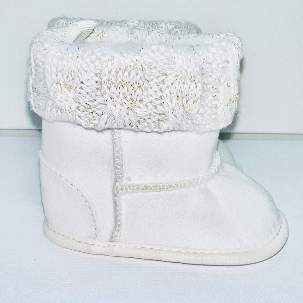 Koala Baby Suede Baby Booties Sz 1 White Gold Faux Suede Fur Knit Walker NWOT